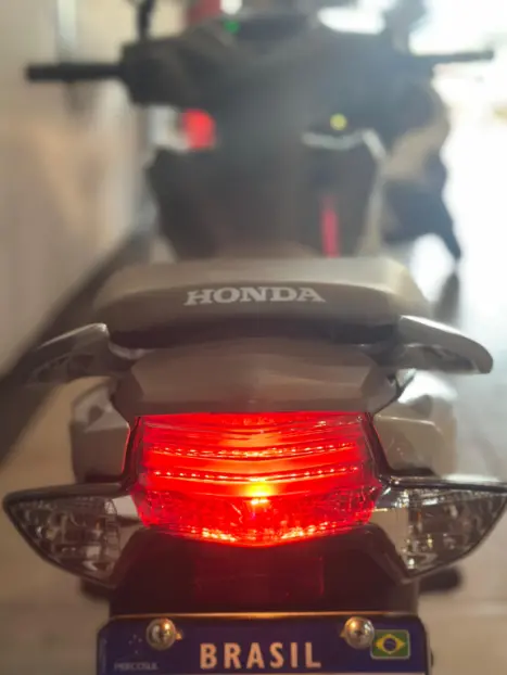 HONDA Biz 125 FLEX, Foto 2