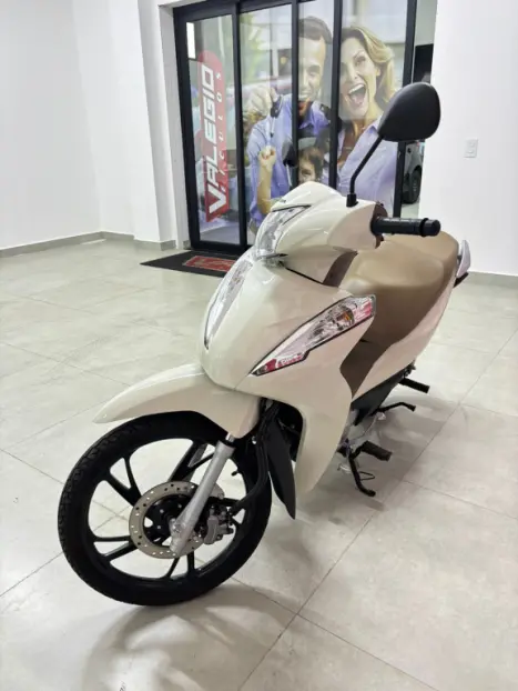 HONDA Biz 125 FLEX, Foto 2