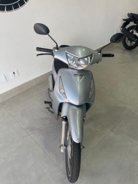 HONDA Biz 125 KS, Foto 4