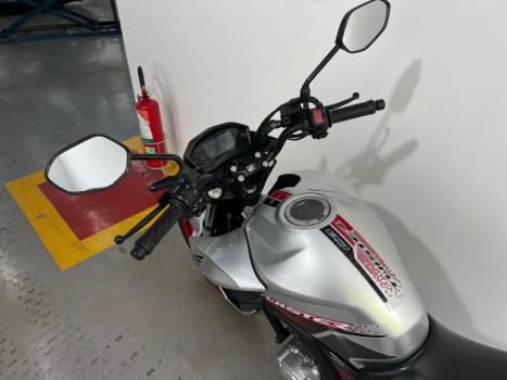 HONDA CB 250 F Twister , Foto 4