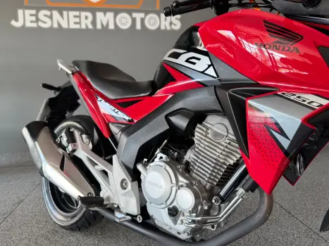 HONDA CB 250 F Twister FLEXONE, Foto 19