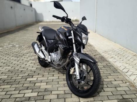 HONDA CB 250 F Twister , Foto 3