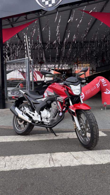 HONDA CB 250 F Twister , Foto 2