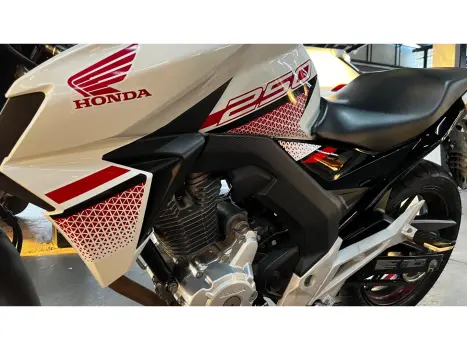 HONDA CB 250 F Twister FLEXONE, Foto 8