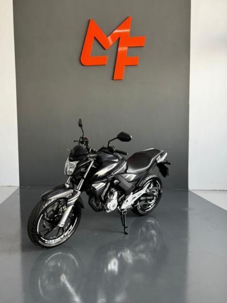 HONDA CB 250 F Twister FLEXONE, Foto 1