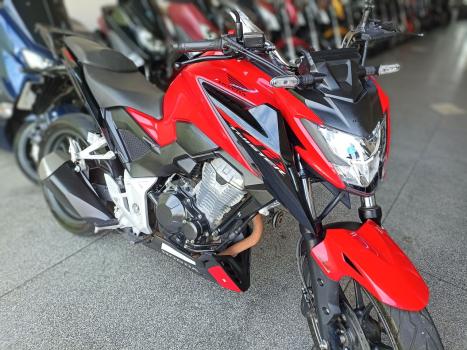 HONDA CB 300 F Twister FLEX ABS, Foto 3