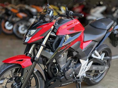 HONDA CB 300 F Twister FLEX CBS, Foto 3