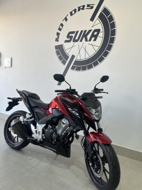 HONDA CB 300 F Twister FLEX CBS, Foto 4