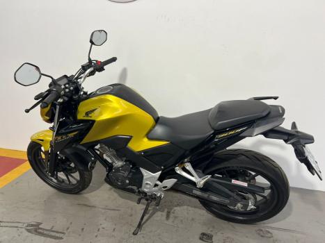 HONDA CB 300 F Twister FLEX ABS, Foto 4
