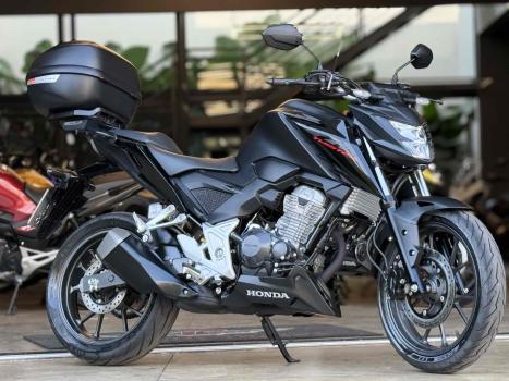 HONDA CB 300 F Twister FLEX ABS, Foto 2