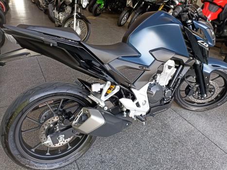 HONDA CB 300 F Twister FLEX ABS, Foto 10