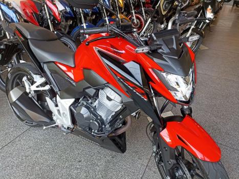 HONDA CB 300 F Twister FLEX CBS, Foto 3