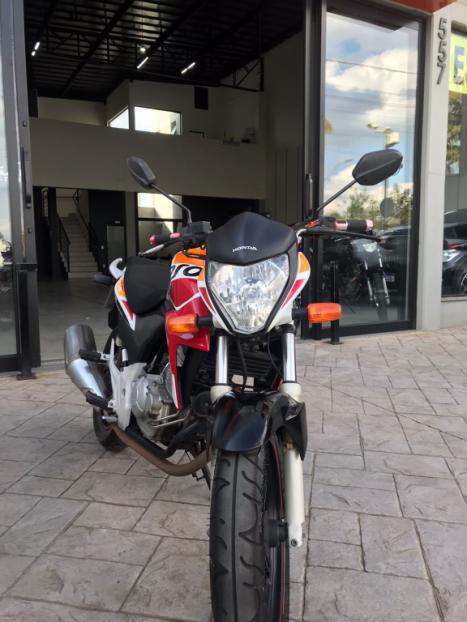 HONDA CB 300 R ESPECIAL EDITION, Foto 3