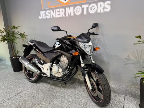HONDA CB 300 R STD, Foto 2