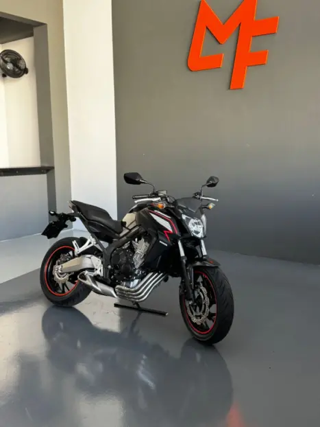 HONDA CB 650 F ABS, Foto 2