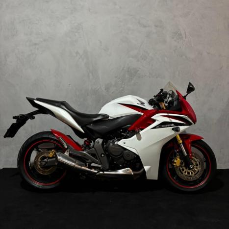 HONDA CBR 600 F , Foto 1