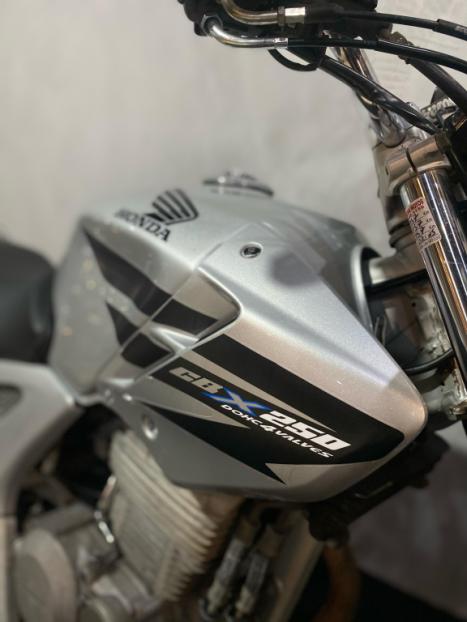 HONDA CBX Twister 250 , Foto 4