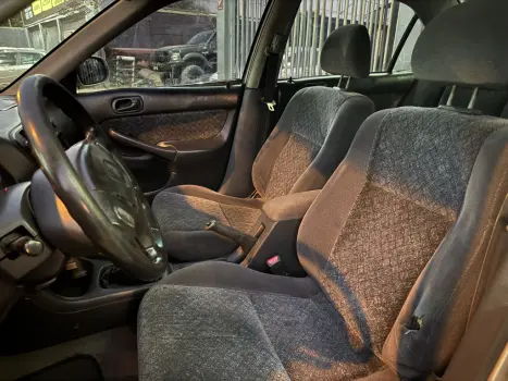 HONDA Civic 1.6 16V 4P LX, Foto 8
