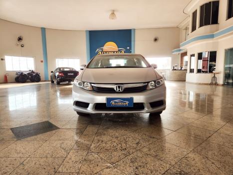 HONDA Civic 1.8 16V 4P FLEX LXS AUTOMTICO, Foto 2