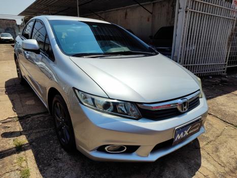 HONDA Civic 1.8 16V 4P FLEX LXL SE, Foto 2