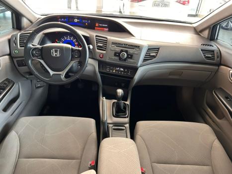 HONDA Civic 1.8 16V 4P FLEX LXS, Foto 4