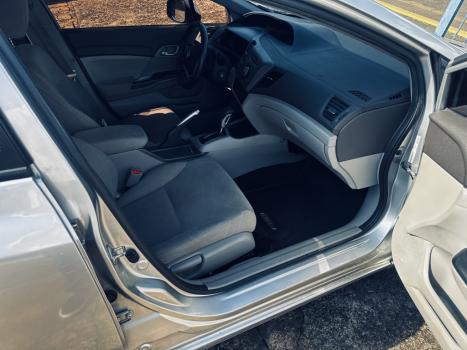 HONDA Civic 1.8 16V 4P FLEX LXS AUTOMTICO, Foto 4