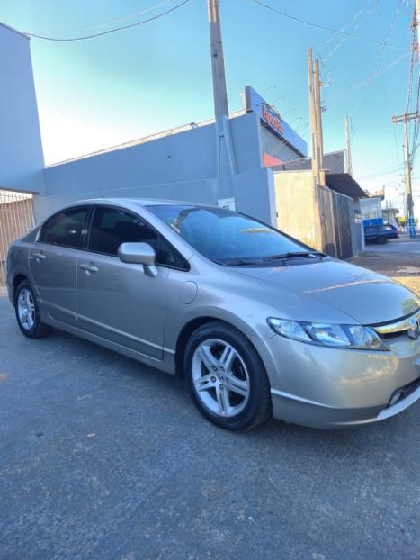 HONDA Civic 1.8 16V 4P FLEX LXS AUTOMTICO, Foto 2