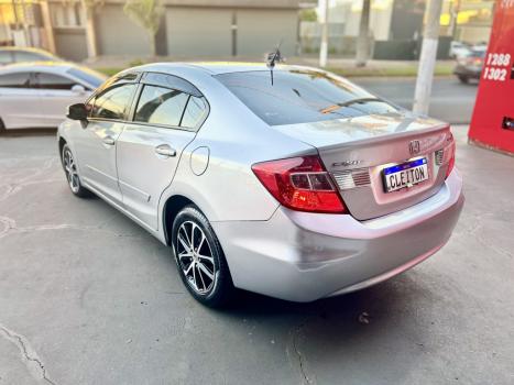 HONDA Civic 1.8 16V 4P FLEX LXS AUTOMTICO, Foto 4