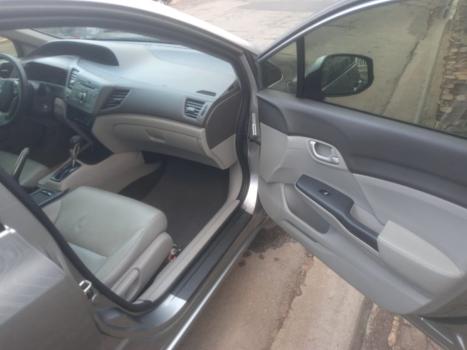 HONDA Civic 1.8 16V 4P FLEX LXS AUTOMTICO, Foto 9