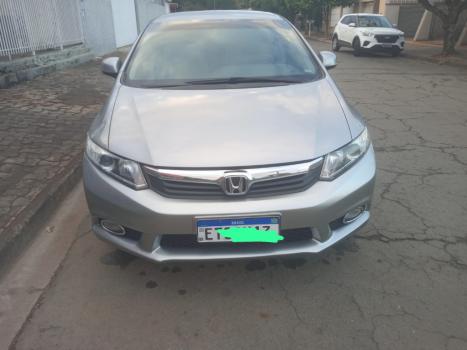 HONDA Civic 1.8 16V 4P FLEX LXS AUTOMTICO, Foto 2