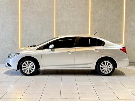 HONDA Civic 1.8 16V 4P FLEX LXS AUTOMTICO, Foto 2