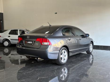 HONDA Civic 1.8 16V 4P FLEX LXS, Foto 4