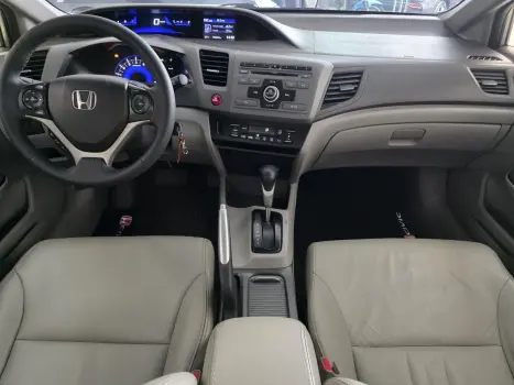 HONDA Civic 1.8 16V 4P FLEX LXS AUTOMTICO, Foto 15