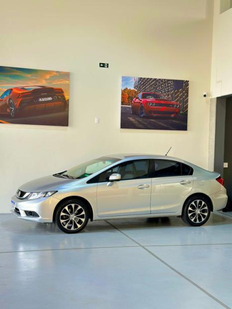 HONDA Civic 2.0 16V 4P FLEX EXR AUTOMTICO, Foto 4