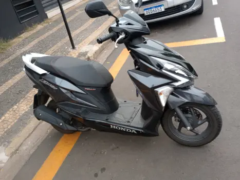 HONDA Elite 125 , Foto 3