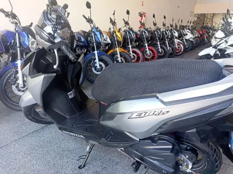 HONDA Elite 125 , Foto 10