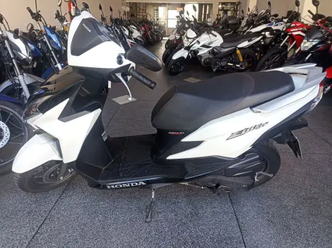 HONDA Elite 125 , Foto 2