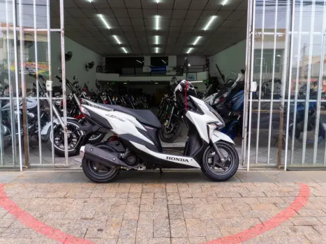 HONDA Elite 125 , Foto 2