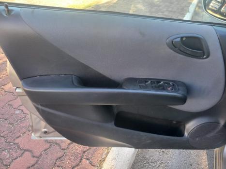 HONDA Fit 1.4 16V 4P LX, Foto 10