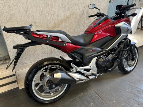 HONDA NC 750 X ABS, Foto 3