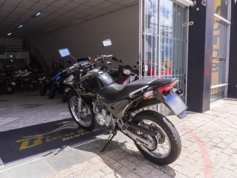 HONDA NX Falcon 400, Foto 4