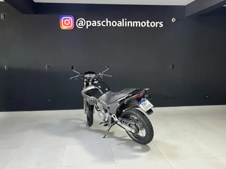 HONDA NX Falcon 400, Foto 6