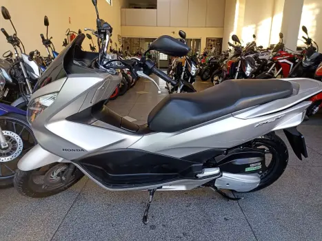 HONDA PCX 150 , Foto 2