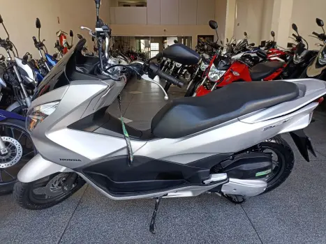 HONDA PCX 150 , Foto 2