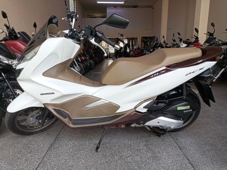 HONDA PCX 150 DLX, Foto 2