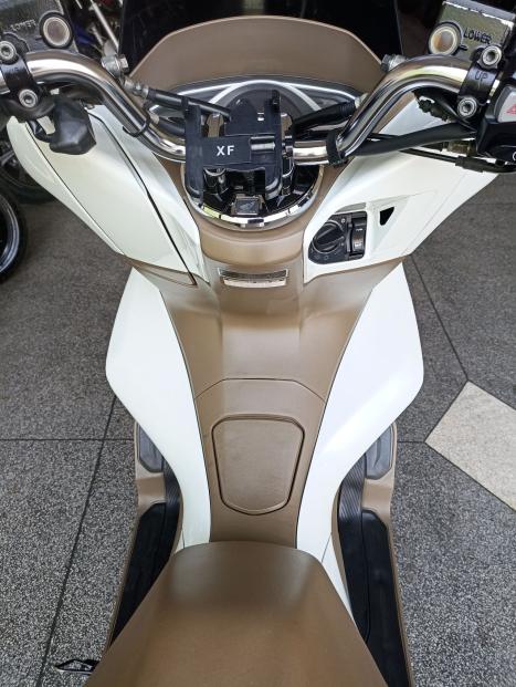 HONDA PCX 150 DLX, Foto 6