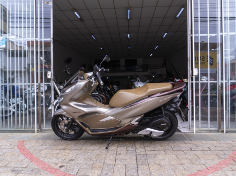 HONDA PCX 150 DLX, Foto 4