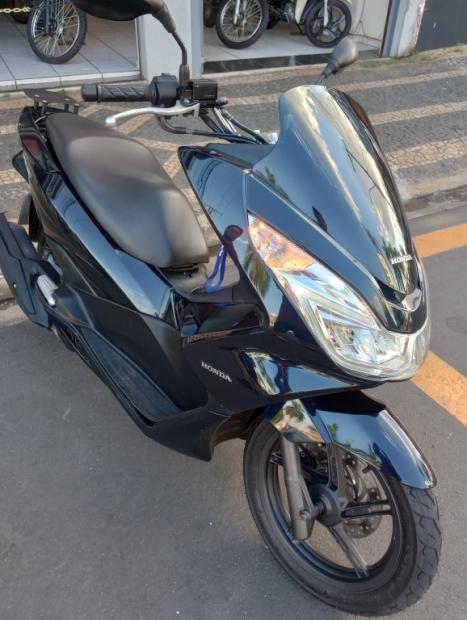 HONDA PCX 150 DLX, Foto 2