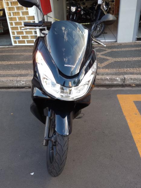 HONDA PCX 150 DLX, Foto 3