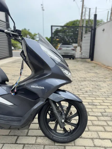 HONDA PCX 150 DLX, Foto 10